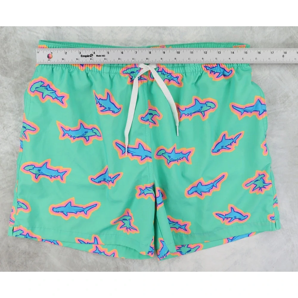 Chubbies The Apex Swimmers Trunks Mens Large Green Hammerhead Shark Print 5.5